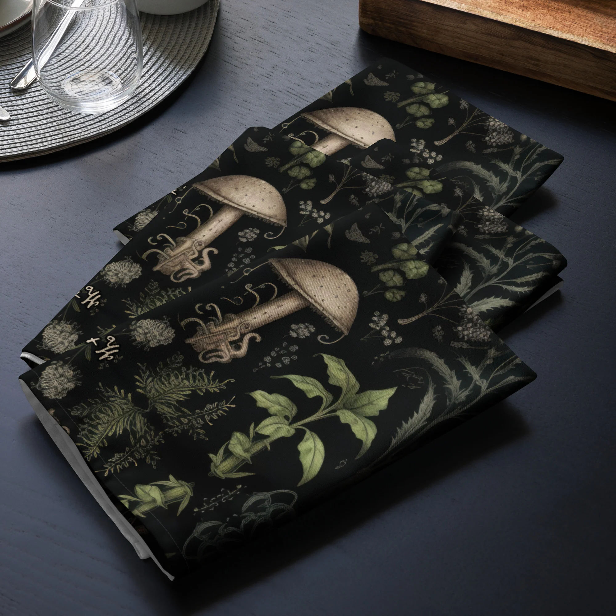 Foraging Cloth Napkin Set - Image 3