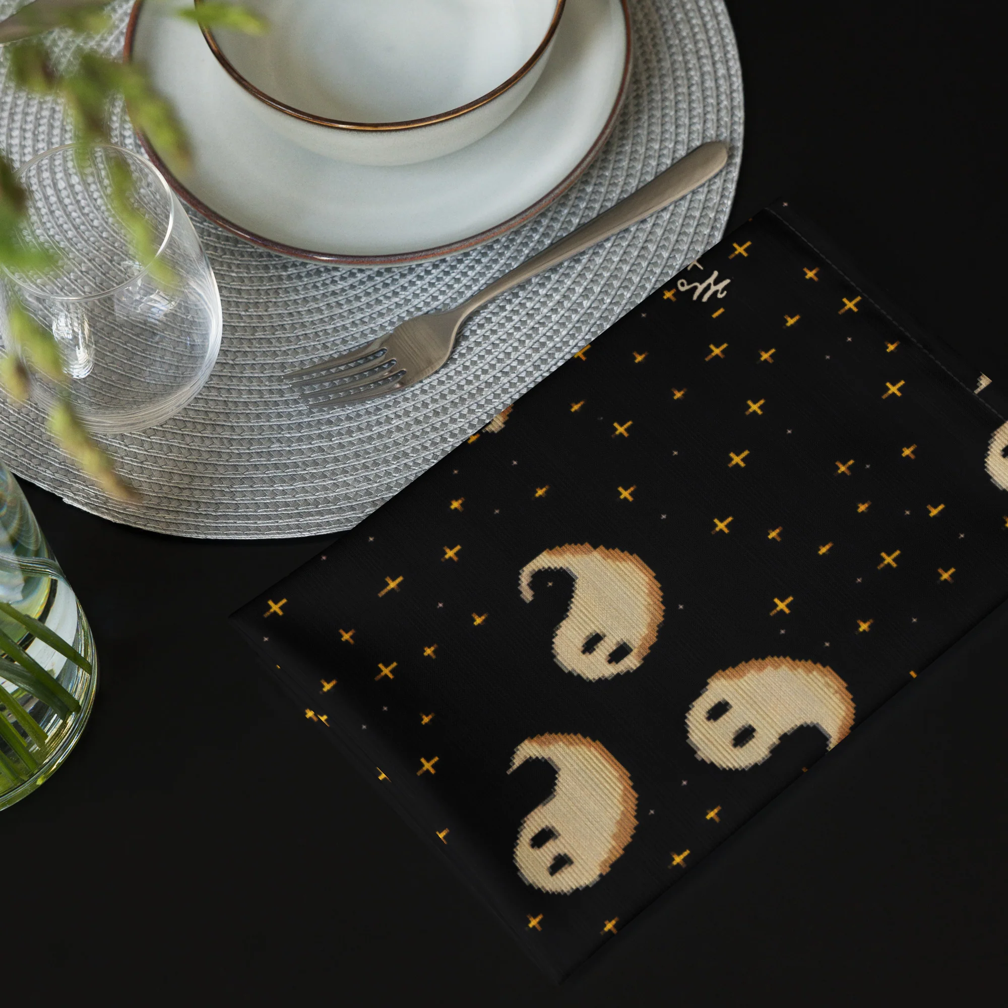 Spooky Soirée Cloth Napkin Set - Image 4
